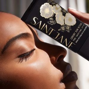 NEW Saint Jane Beauty
Luxury Sun Ritual Pore Smoothing Face Sunscreen SPF 30